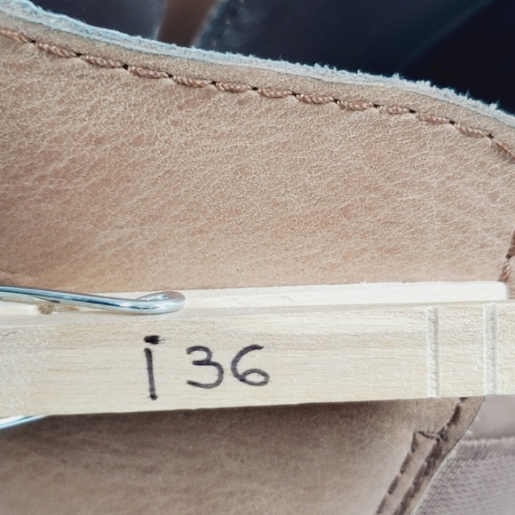 Me Too Zoey Leather Block Heel Round Toe Ankle Boots i36 - Picture 11 of 11